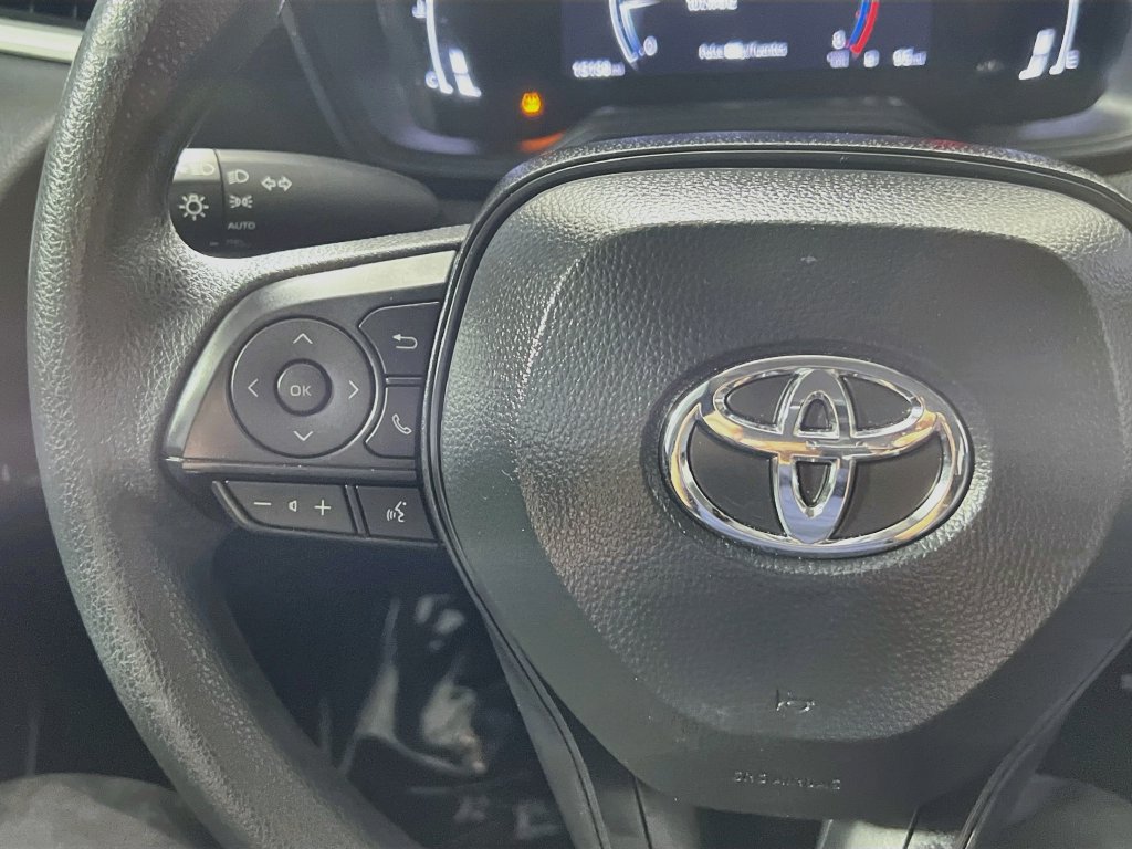 Used 2026 Toyota Corolla LE FWD image 16