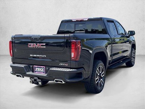 Used 2024 GMC Sierra 1500 AT4 w/ Technology Package AWD/4WD image 5