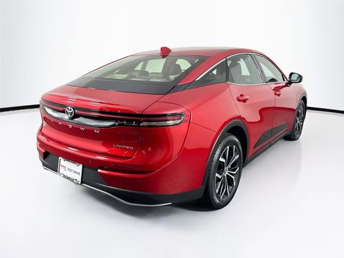 Certified 2023 Toyota Crown Limited image 12