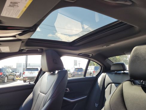 Used 2024 BMW 330i xDrive Sedan image 16