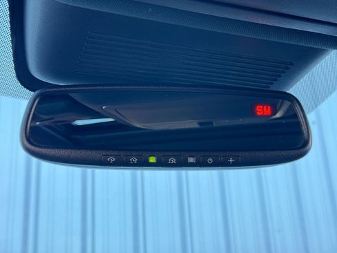 Used 2021 INFINITI Q60 3.0t Luxe w/ Essential Package image 38