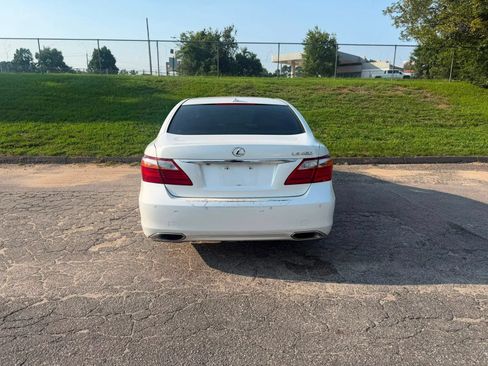 Used 2011 Lexus LS 460 w/ Comfort Pkg RWD image 8