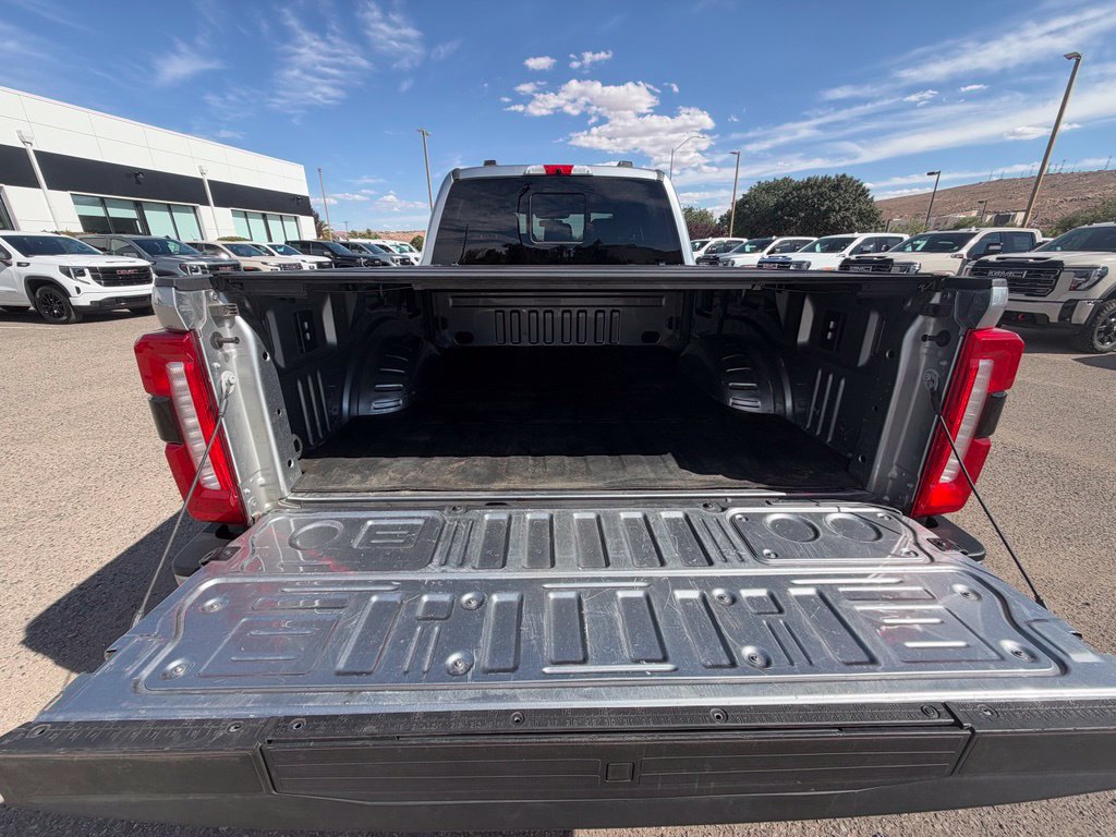 Used 2024 Ford F250 Lariat w/ Sport Appearance Package AWD/4WD image 21