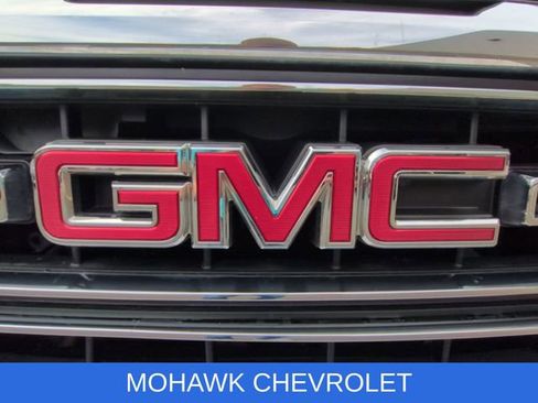 Used 2016 GMC Sierra 1500 SLE w/ SLE Value Package AWD/4WD image 31