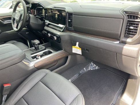Used 2025 GMC Sierra 1500 SLT w/ SLT Premium Package image 24