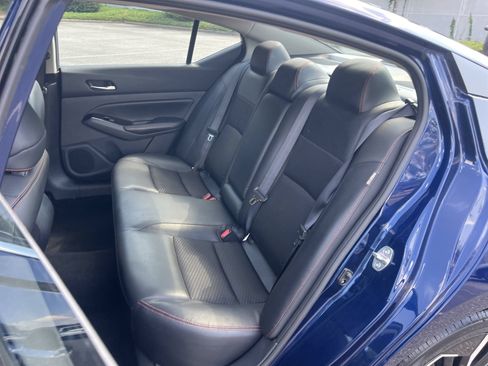 Used 2024 Nissan Altima 2.5 SR FWD image 17