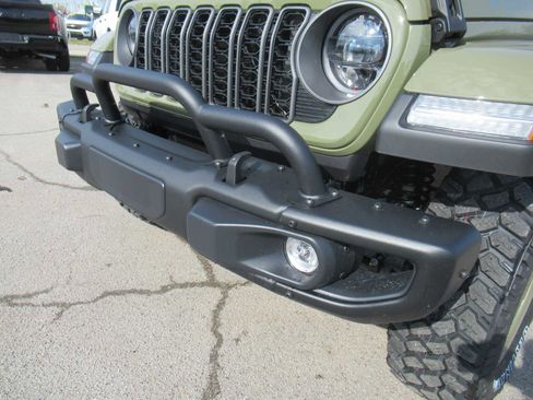 New 2026 Jeep Gladiator Willys image 11