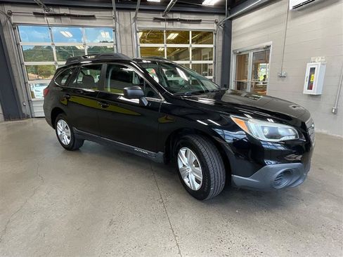 Used 2016 Subaru Outback 2.5i AWD/4WD image 7