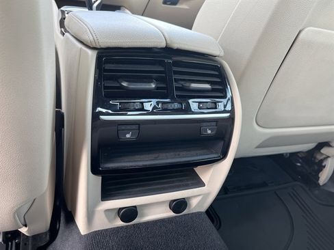 Used 2018 BMW 540i xDrive image 33