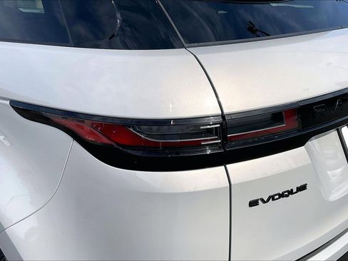 Used 2025 Land Rover Range Rover Evoque S image 25
