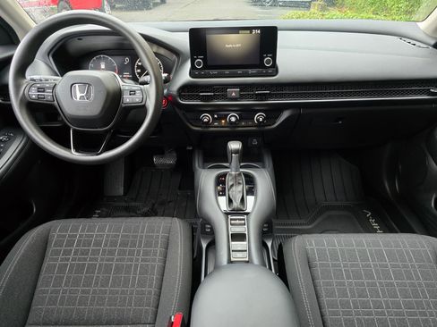 Certified 2025 Honda HR-V LX image 20