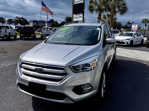 Used 2018 Ford Escape Titanium w/ Ford Safe & Smart Package AWD/4WD image 2