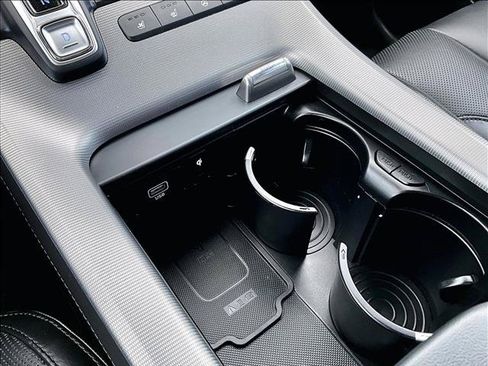 Used 2025 Hyundai Palisade Calligraphy FWD image 23