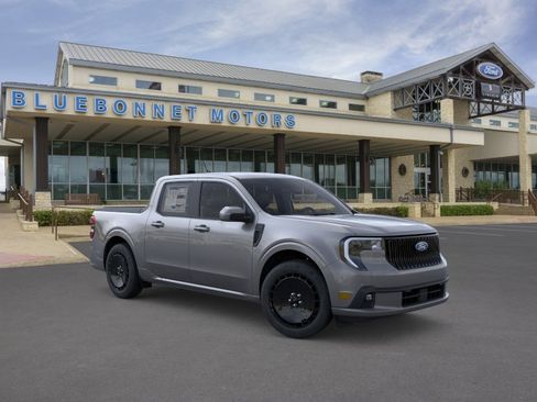 New 2026 Ford Maverick Lobo AWD/4WD image 7