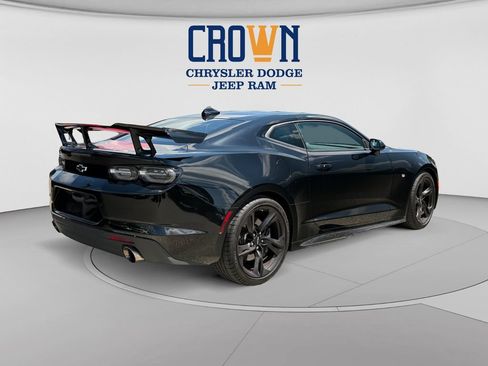 Used 2024 Chevrolet Camaro SS RWD image 3