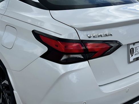 New 2025 Nissan Versa SR w/ Trunk Package FWD image 14