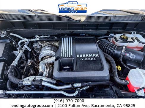 Used 2021 Chevrolet Silverado 1500 LT w/ Z71 Off-Road Package AWD/4WD image 25