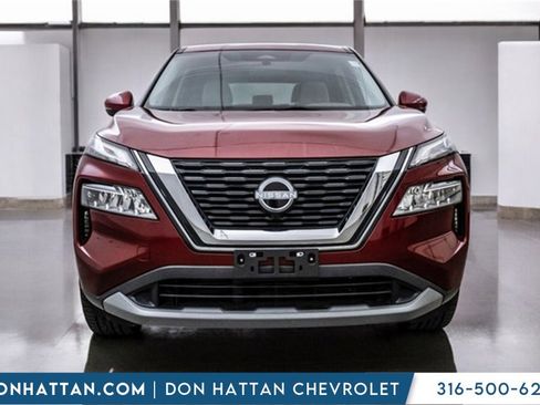 Used 2023 Nissan Rogue SV image 39