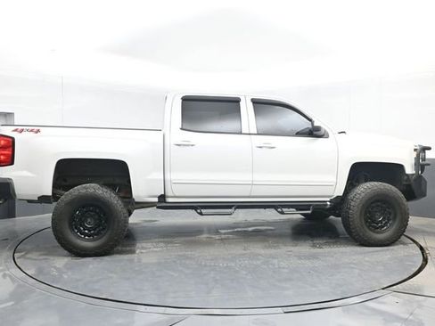 Used 2018 Chevrolet Silverado 1500 LT w/ All Star Edition AWD/4WD image 15