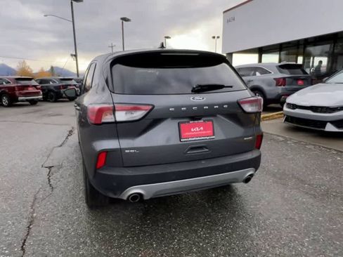 Used 2022 Ford Escape SEL AWD/4WD image 7