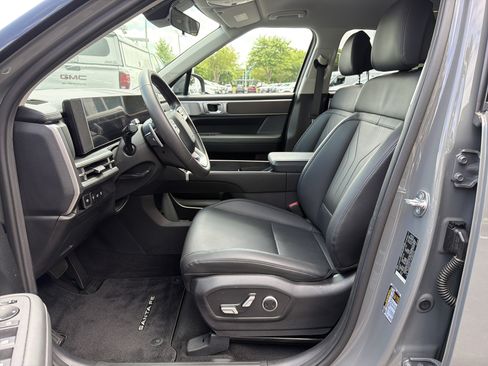 Used 2024 Hyundai Santa Fe SEL FWD image 16