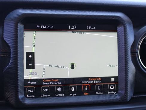 Used 2023 Jeep Wrangler Unlimited Sahara AWD/4WD image 33