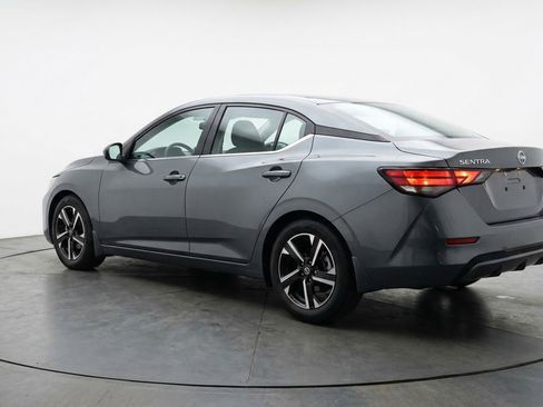 Used 2025 Nissan Sentra SV FWD image 6