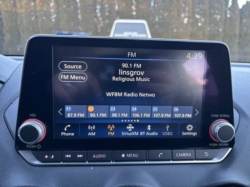 Used 2024 Nissan Sentra SV image 26