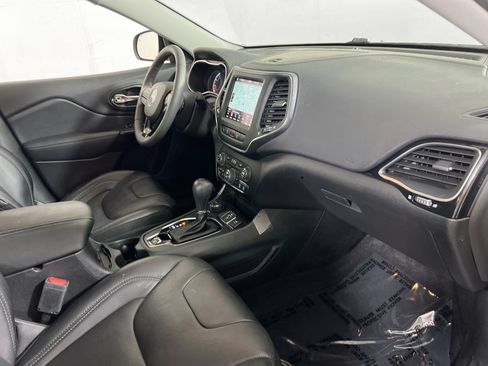 Used 2023 Jeep Cherokee Altitude Lux w/ Lux Elite Package AWD/4WD image 29