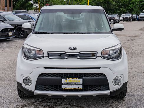 Used 2018 Kia Soul + FWD image 2