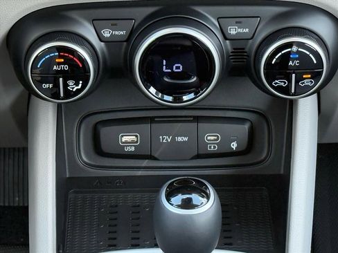 New 2026 Hyundai Venue SEL FWD image 22