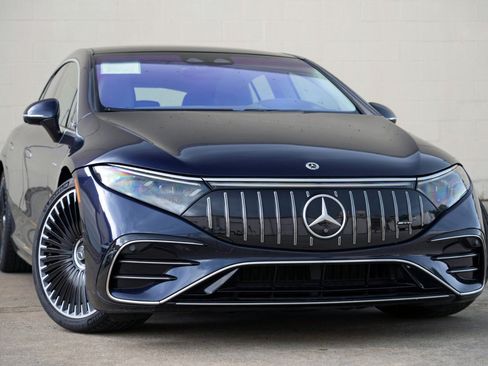 Used 2022 Mercedes-Benz EQS AMG 4MATIC image 4
