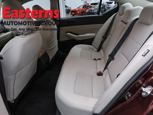 Used 2023 Nissan Altima 2.5 SV AWD/4WD image 21
