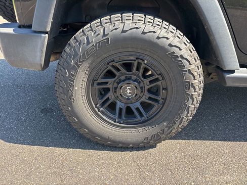 Used 2016 Jeep Wrangler Unlimited Sport w/ Quick Order Package 24S AWD/4WD image 10