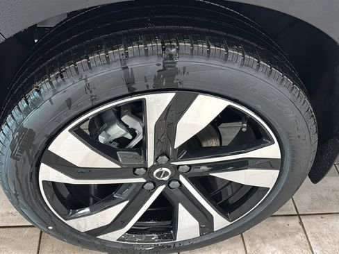 New 2026 Volvo XC40 B5 Ultra w/ Climate Package image 31