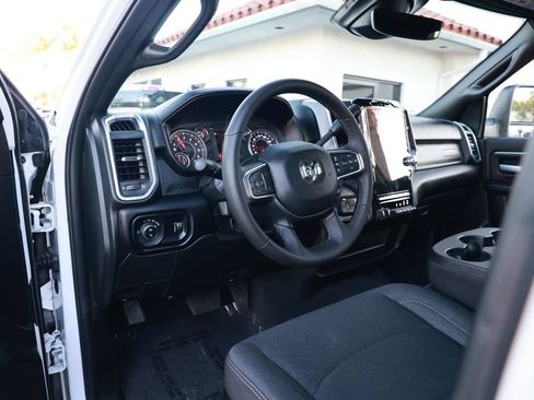 Used 2025 RAM 2500 Big Horn AWD/4WD image 16
