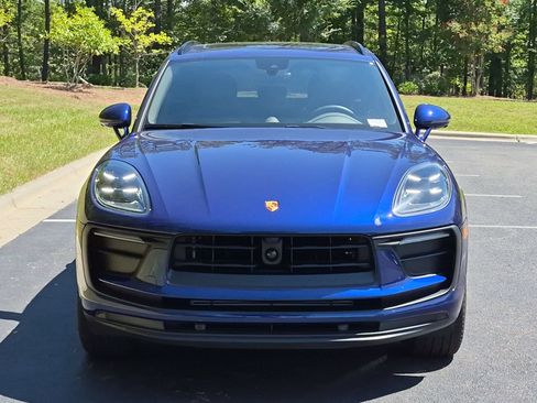 Certified 2026 Porsche Macan AWD/4WD image 27