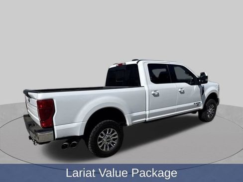 Used 2022 Ford F250 Lariat w/ Lariat Value Package AWD/4WD image 2