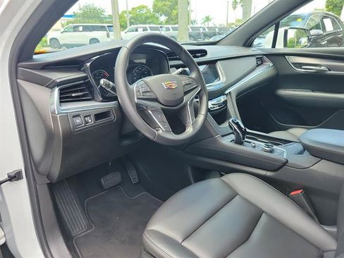 Certified 2022 Cadillac XT5 Luxury FWD image 15