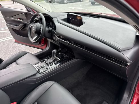 Certified 2024 MAZDA CX-30 AWD 2.5 S w/ Preferred Package image 32