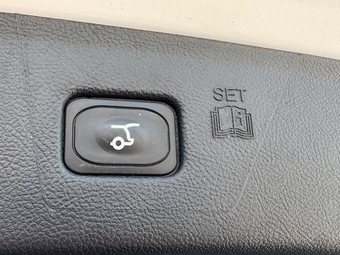 Used 2024 Ford Edge Titanium w/ Equipment Group 301A AWD/4WD image 38