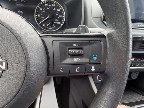 Used 2023 Nissan Rogue SV AWD/4WD image 18