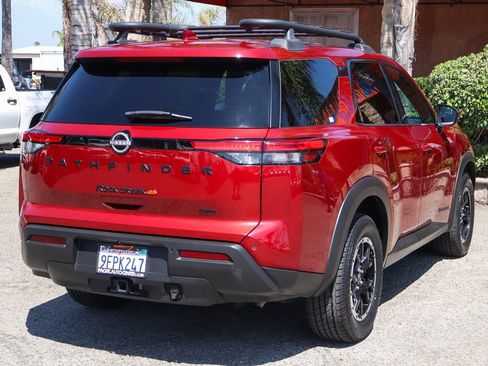 Used 2023 Nissan Pathfinder Rock Creek AWD/4WD image 9