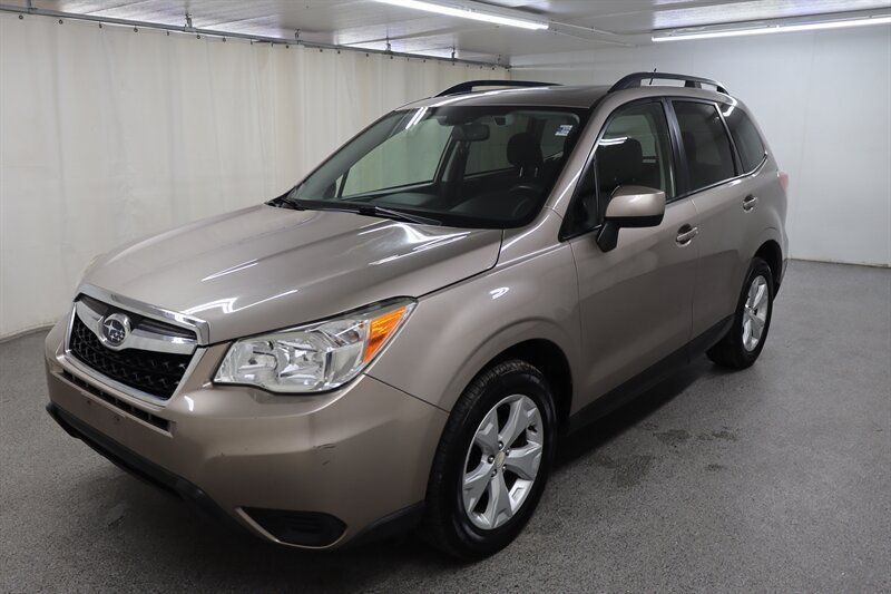 Used 2015 Subaru Forester 2.5i Premium AWD/4WD image 3