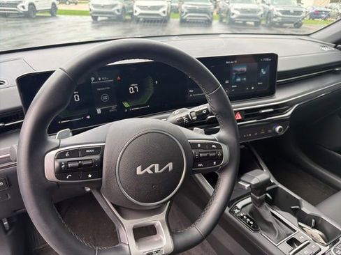 Used 2025 Kia K5 GT FWD image 16