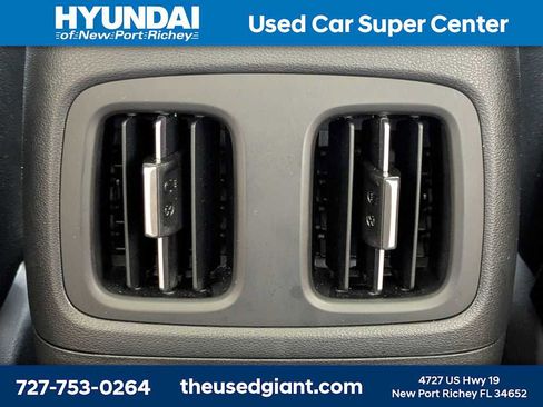 Used 2024 Hyundai Tucson Limited AWD/4WD image 16
