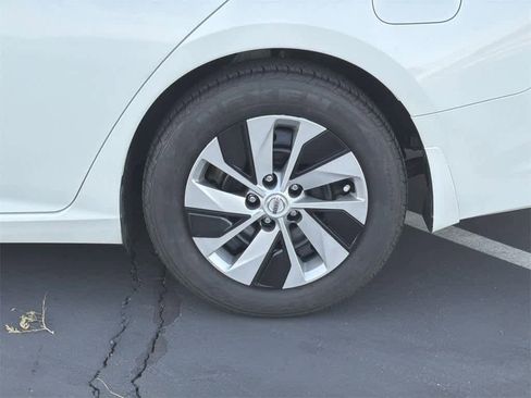 Used 2021 Nissan Altima 2.5 S w/ Driver Assist Package image 40