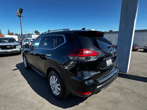 Used 2019 Nissan Rogue SV FWD image 6