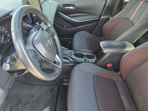 Used 2024 Toyota Corolla SE image 10