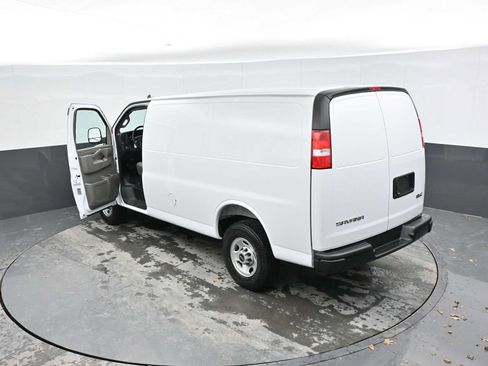 New 2025 GMC Savana 2500 w/ Driver Convenience Package image 47